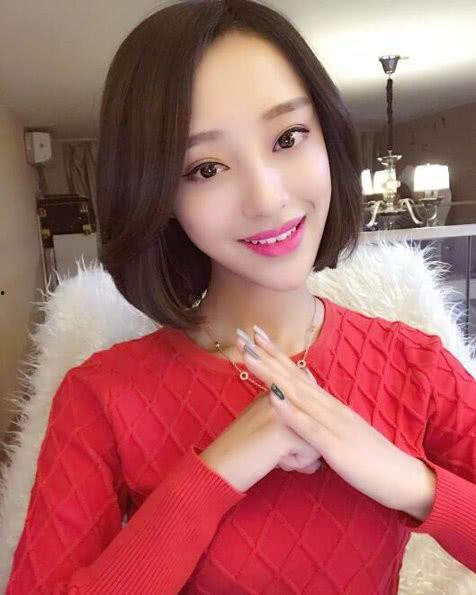 网红小璐写真视频,光影交织下的时尚演绎