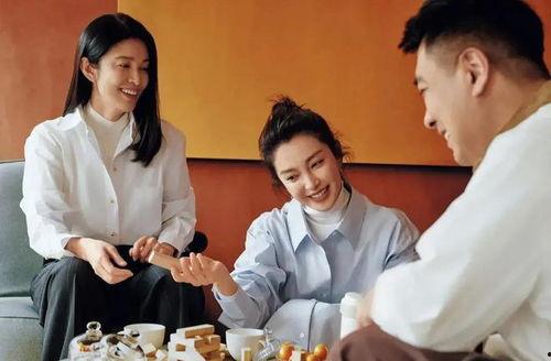 娱乐圈吃瓜爆料素材视频,揭秘明星幕后故事，一窥娱乐圈真实面貌